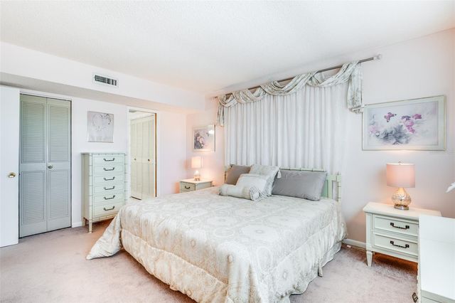 5900 SHORE BOULEVARD S 709, Gulfport, FL 33707