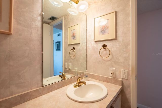 5900 SHORE BOULEVARD S 709, Gulfport, FL 33707