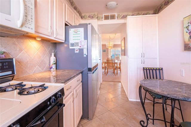 5900 SHORE BOULEVARD S 709, Gulfport, FL 33707