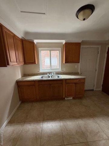 14422 Rutherford Street, Detroit, MI 48227
