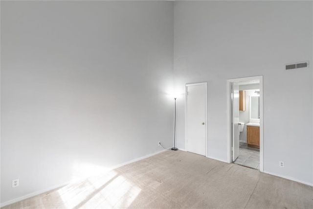 11120 Stratford Drive 429, Oklahoma City, OK 73120