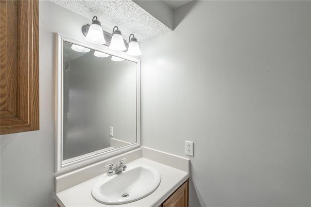 11120 Stratford Drive 429, Oklahoma City, OK 73120