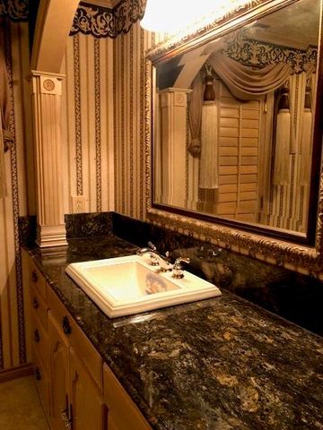 804 Alvin Street, El Campo, TX 77437