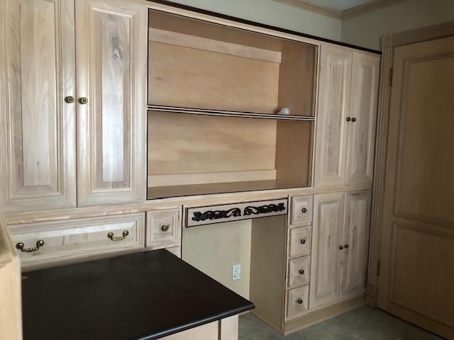 804 Alvin Street, El Campo, TX 77437