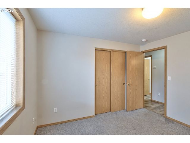 16305 Ne 37TH Cir, Vancouver, WA 98682