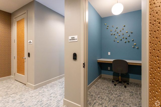 6400 Washington Avenue 319, Houston, TX 77007