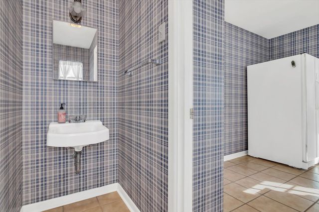 1825 Rikisha Ln, Beaumont, TX 77706