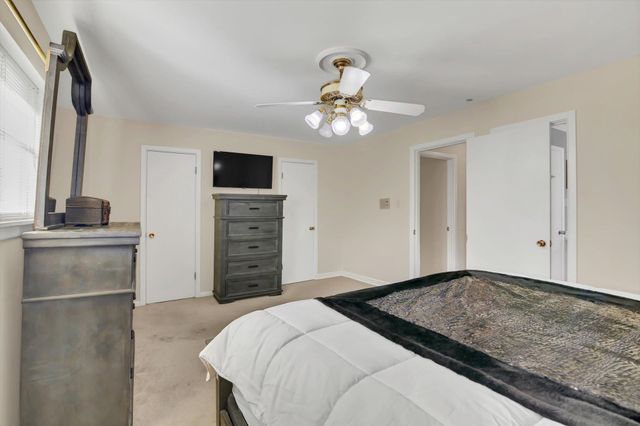 1825 Rikisha Ln, Beaumont, TX 77706