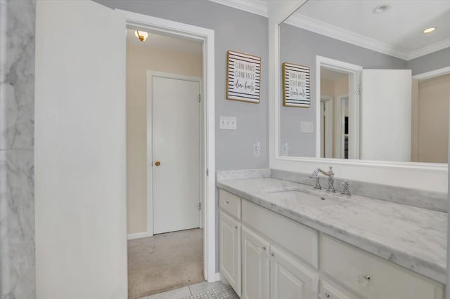 1825 Rikisha Ln, Beaumont, TX 77706