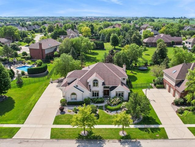 11767 Coquille Drive, Frankfort, IL 60423