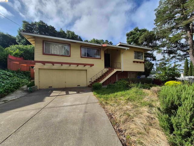 51 Elysian Fields Dr, Oakland, CA 94605
