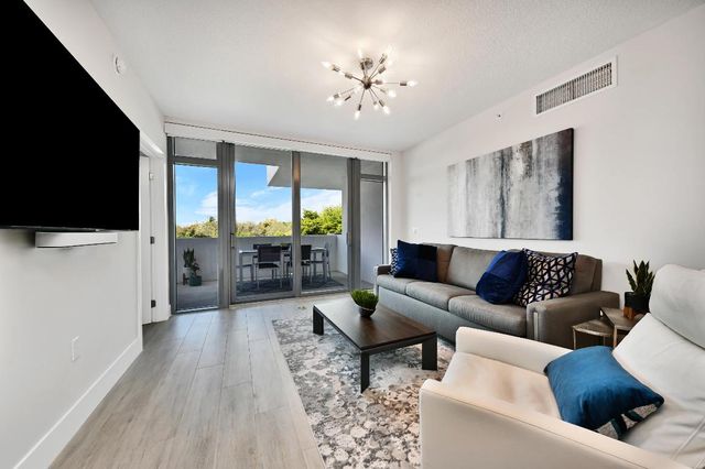 111 SE 1st Avenue 314, Delray Beach, FL 33444