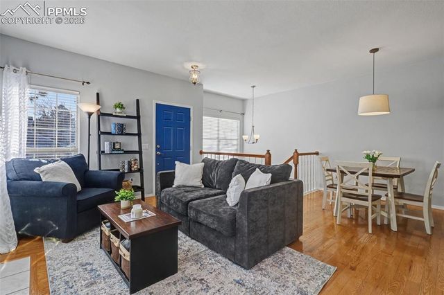 6958 Los Reyes Circle, Colorado Springs, CO 80918