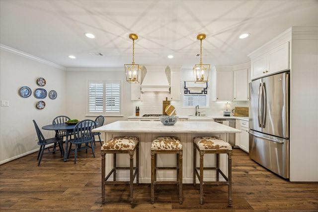 7603 Windswept Lane, Houston, TX 77063