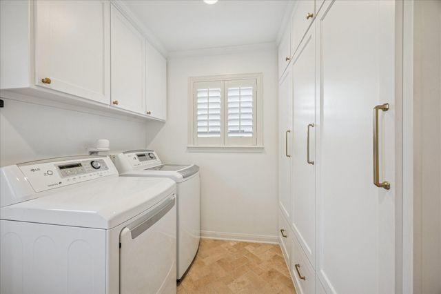 7603 Windswept Lane, Houston, TX 77063