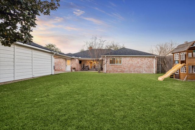 7603 Windswept Lane, Houston, TX 77063