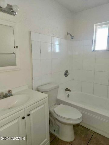 2139 W Glenrosa Avenue Apt 2, Phoenix, AZ 85015