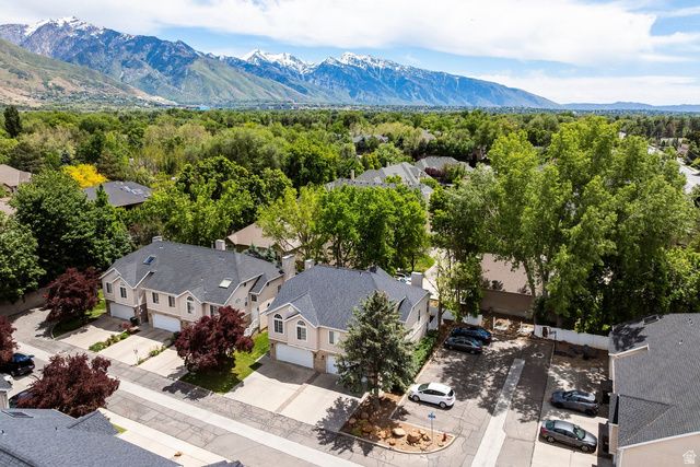2024 E COTTON WILLOW LN, Holladay, UT 84117
