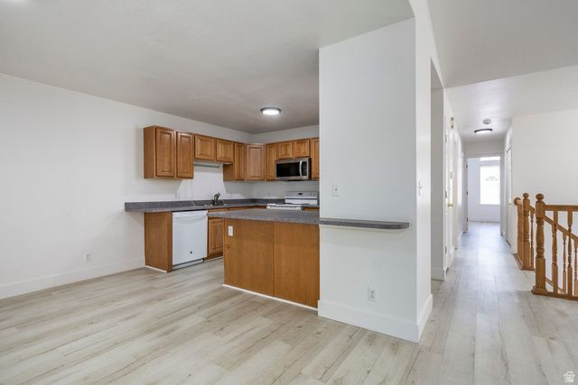 2024 E COTTON WILLOW LN, Holladay, UT 84117