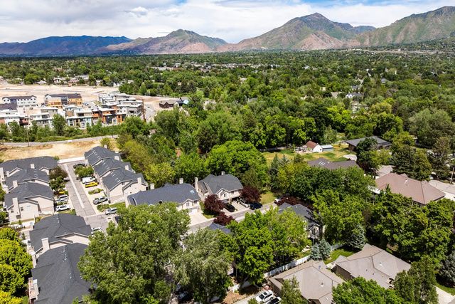 2024 E COTTON WILLOW LN, Holladay, UT 84117