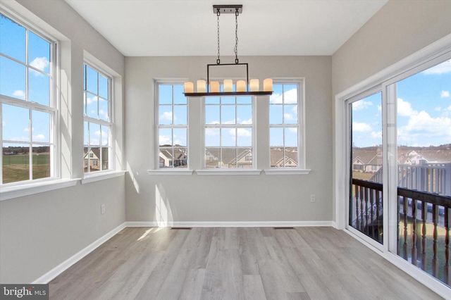 1229 LEDGE DR, York, PA 17408