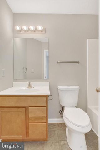 1229 LEDGE DR, York, PA 17408