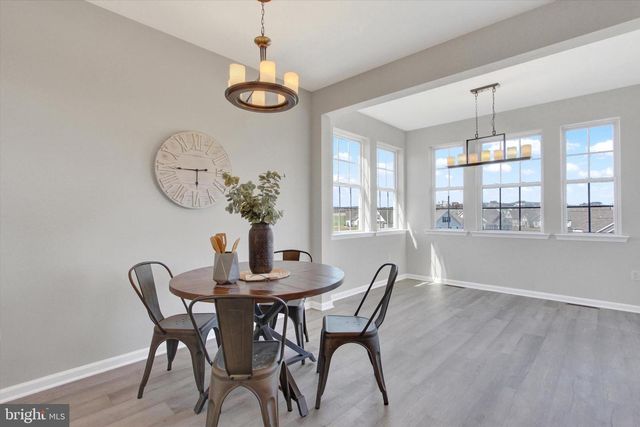 1229 LEDGE DR, York, PA 17408