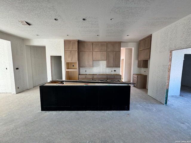 139 Megan's Point, Castroville, TX 78253