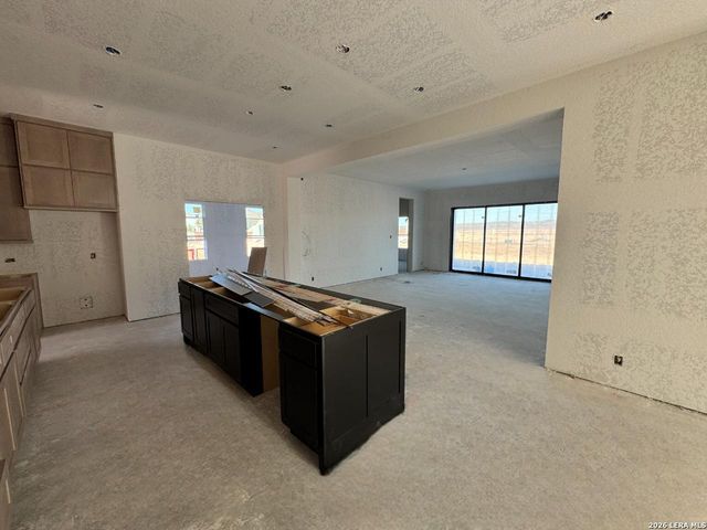 139 Megan's Point, Castroville, TX 78253