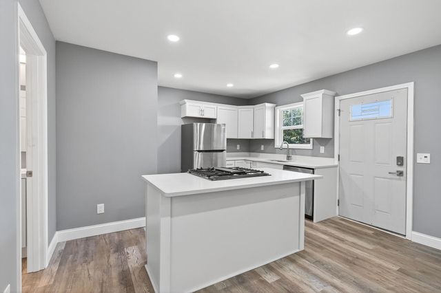 4502 Colfax Avenue N, Minneapolis, MN 55412