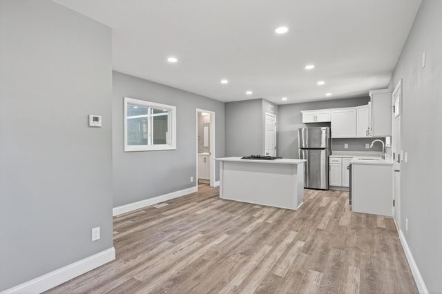 4502 Colfax Avenue N, Minneapolis, MN 55412