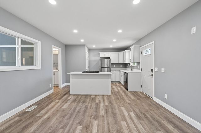 4502 Colfax Avenue N, Minneapolis, MN 55412