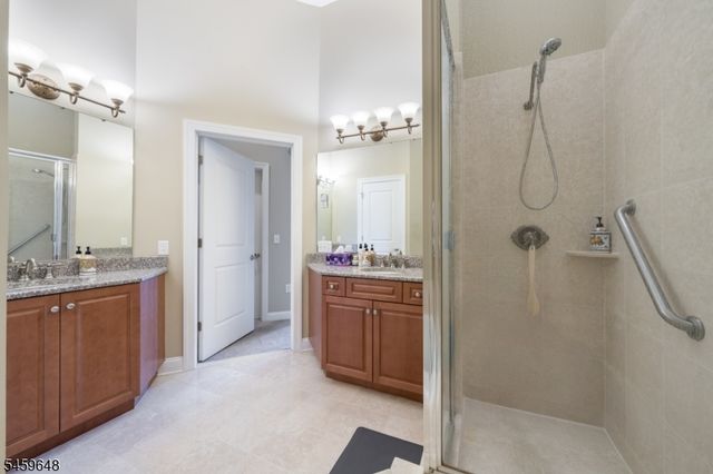 1403 Town Center Way, Livingston Twp., NJ 07039