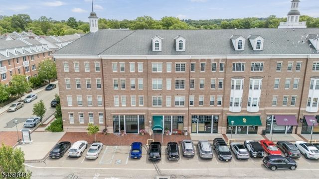1403 Town Center Way, Livingston Twp., NJ 07039