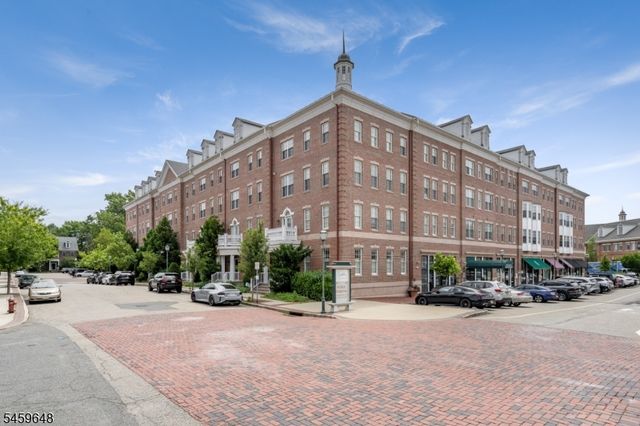 1403 Town Center Way, Livingston Twp., NJ 07039