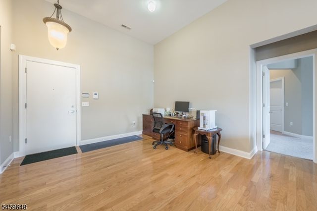 1403 Town Center Way, Livingston Twp., NJ 07039