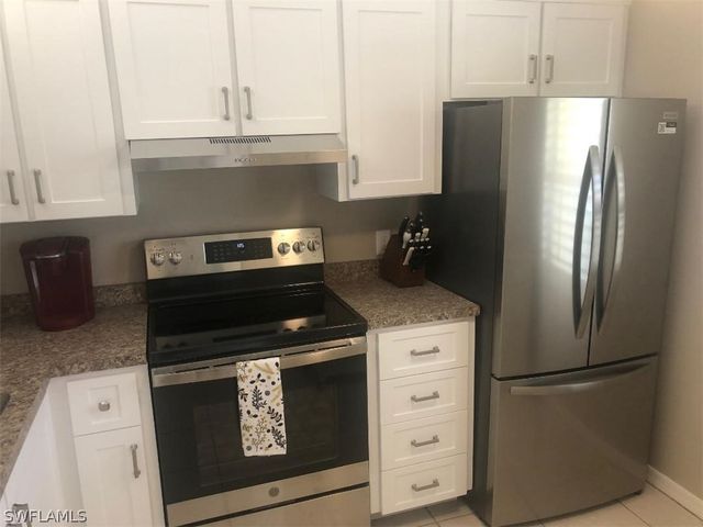 2644 Kings Lake BLVD 6-103, Naples, FL 34112