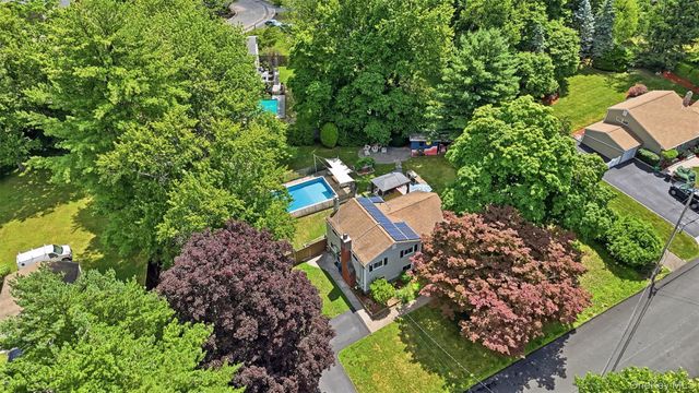 9 Homestead Lane, New City, NY 10956