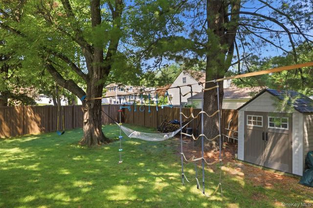 9 Homestead Lane, New City, NY 10956