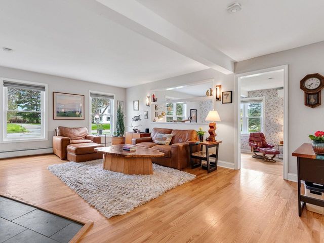 63 Brook Drive, Burlington, VT 05408