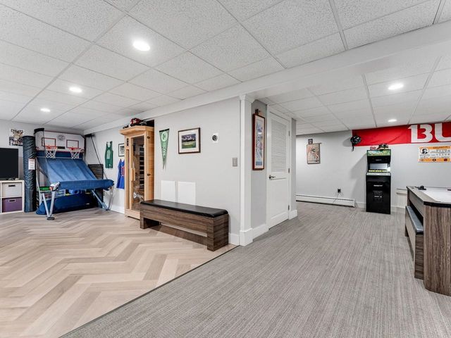 63 Brook Drive, Burlington, VT 05408