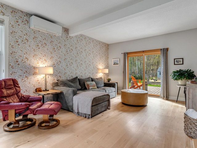63 Brook Drive, Burlington, VT 05408