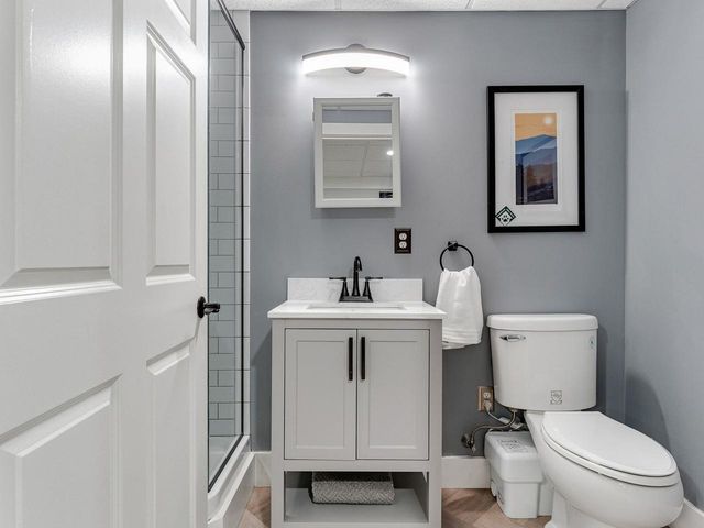 63 Brook Drive, Burlington, VT 05408