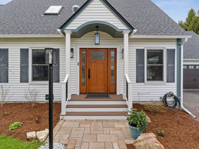 63 Brook Drive, Burlington, VT 05408