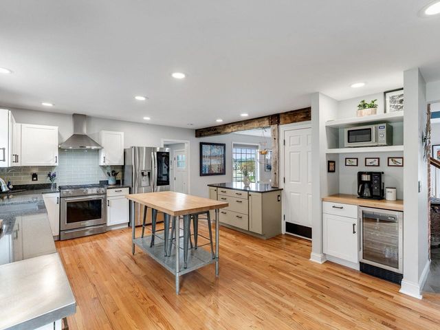 63 Brook Drive, Burlington, VT 05408