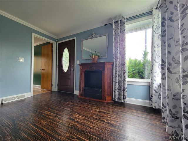 2 Yale Place, Buffalo, NY 14210