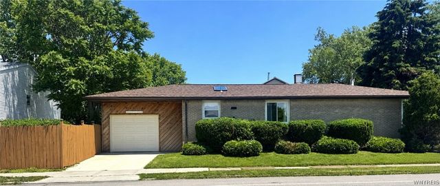 2 Yale Place, Buffalo, NY 14210