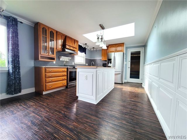 2 Yale Place, Buffalo, NY 14210