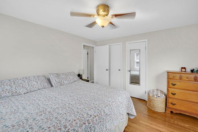 38 Northway Dr, Springfield, MA 01119