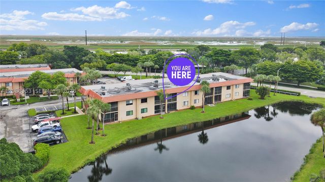 150 Lakeview Dr 203, Weston, FL 33326